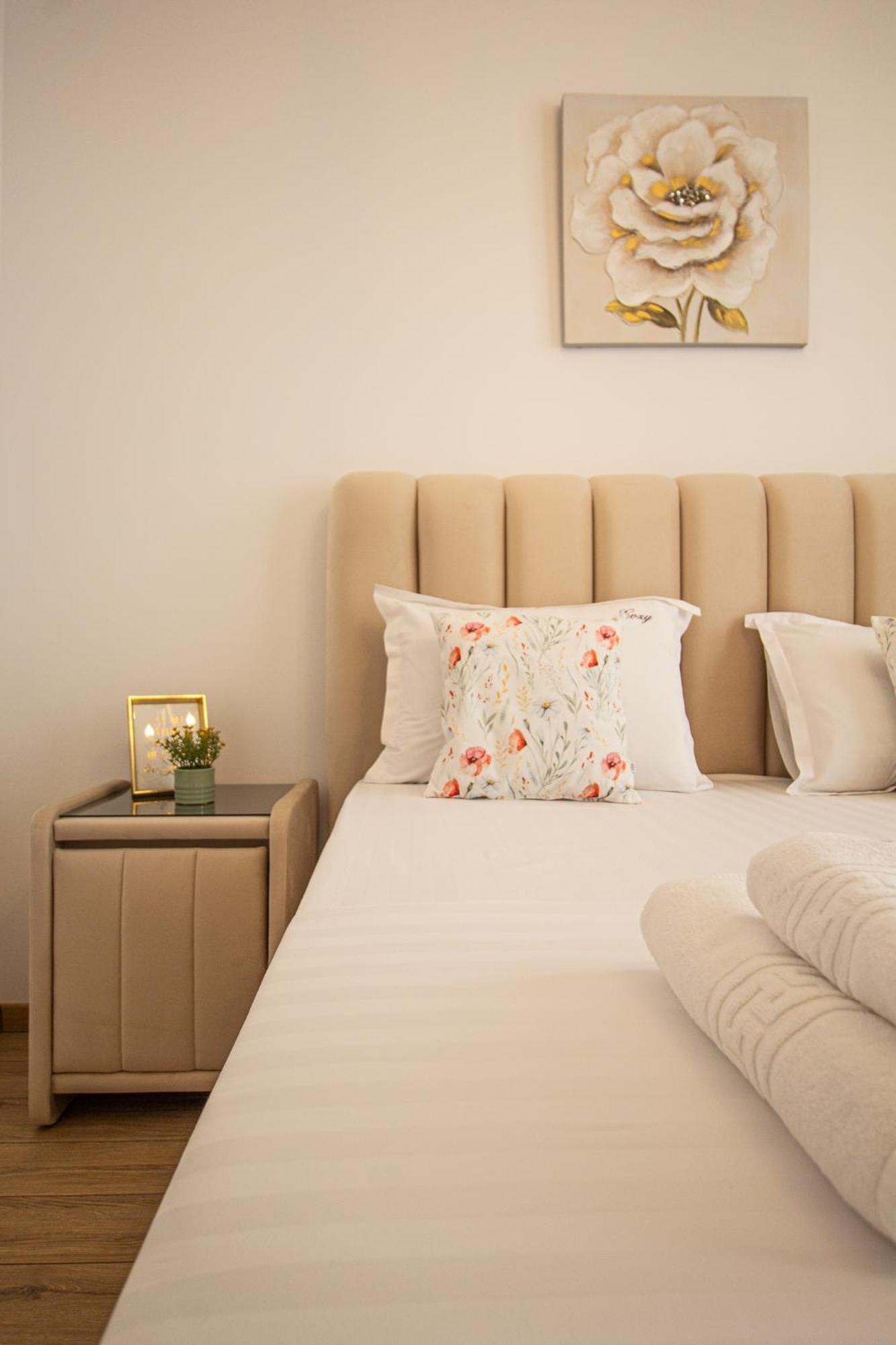 Cozy Brand New Boutique Brasov